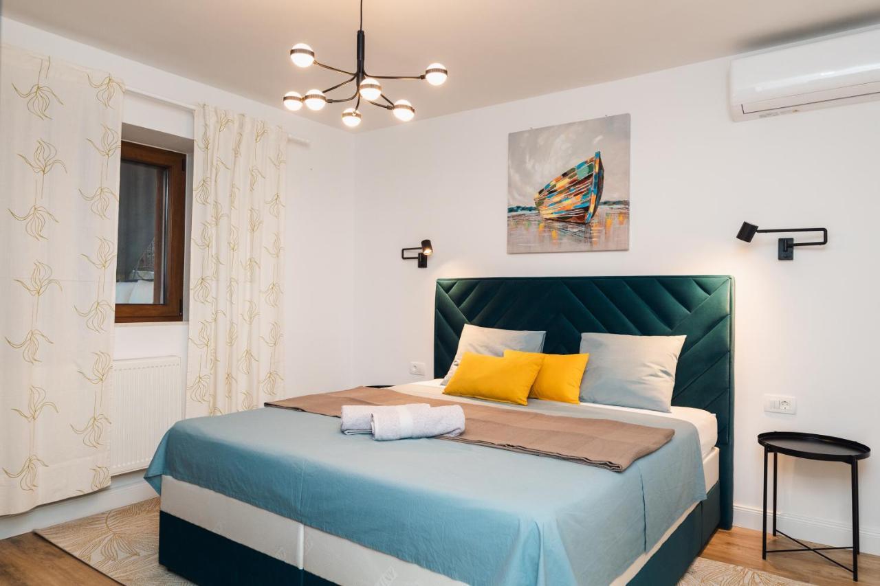 Amfora Maris Apartman *